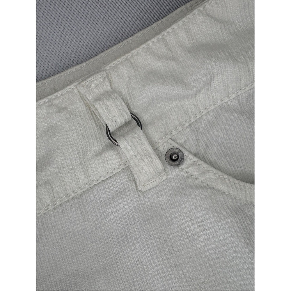 CLEARANCE-croft & barrow White Mini Skort with Front Button and zipper - Picture 3 of 8